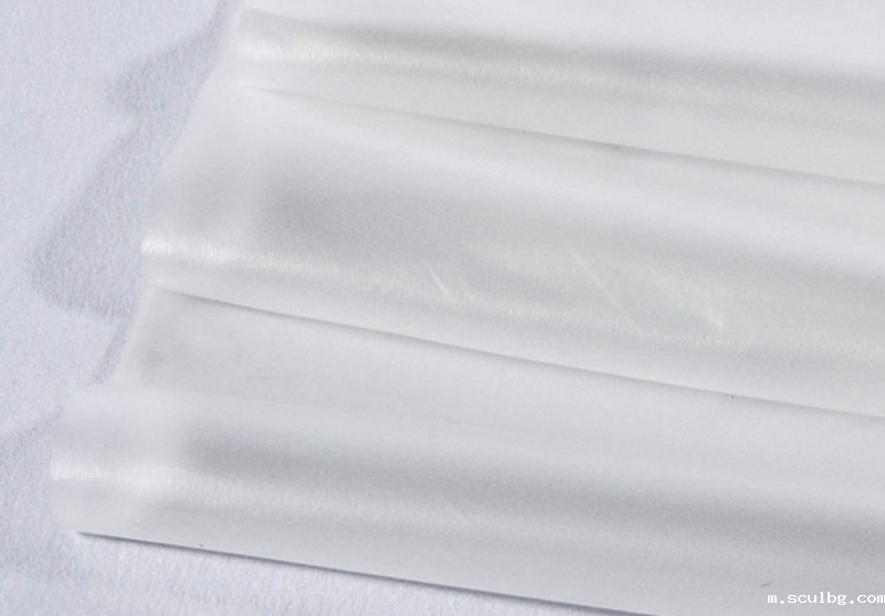 白色，透明TPU透湿膜